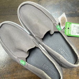 Sanuk Sideline shoes